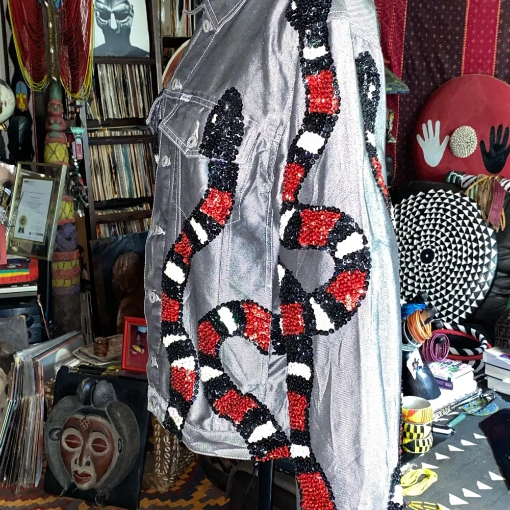 PETROLIO🖤Sequin❤️Snake🐍 Jacket🩶, ~size M - Picture 4 of 8